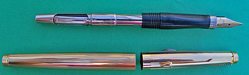 PARKER GOLD PLATED 75 FOUNTAIN PEN. VERTICAL LINED PATTERN